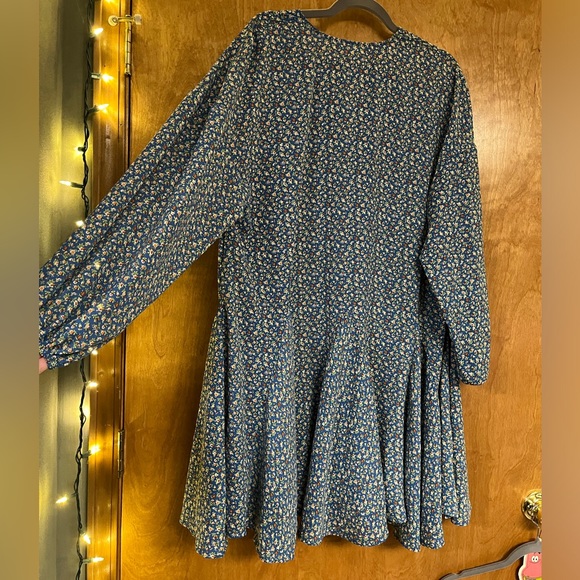 NWOT Glamorous Bloom Floral Dress - Picture 4 of 6